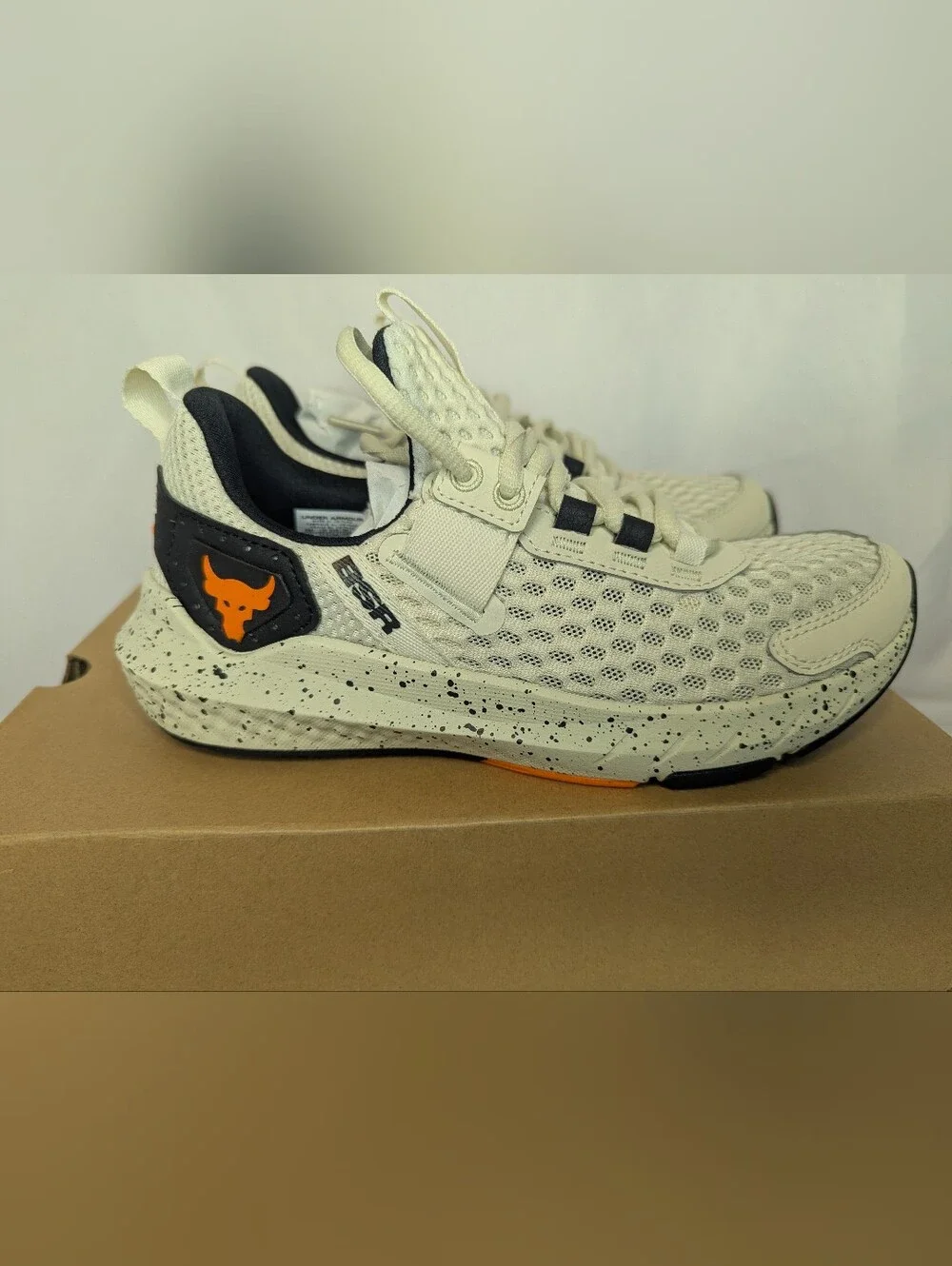 NIB Under Armour GS Project Rock BSR Sneakers Unisex Youth Size 4